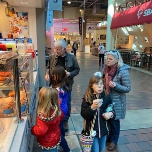 Meet your Posher, Cindy